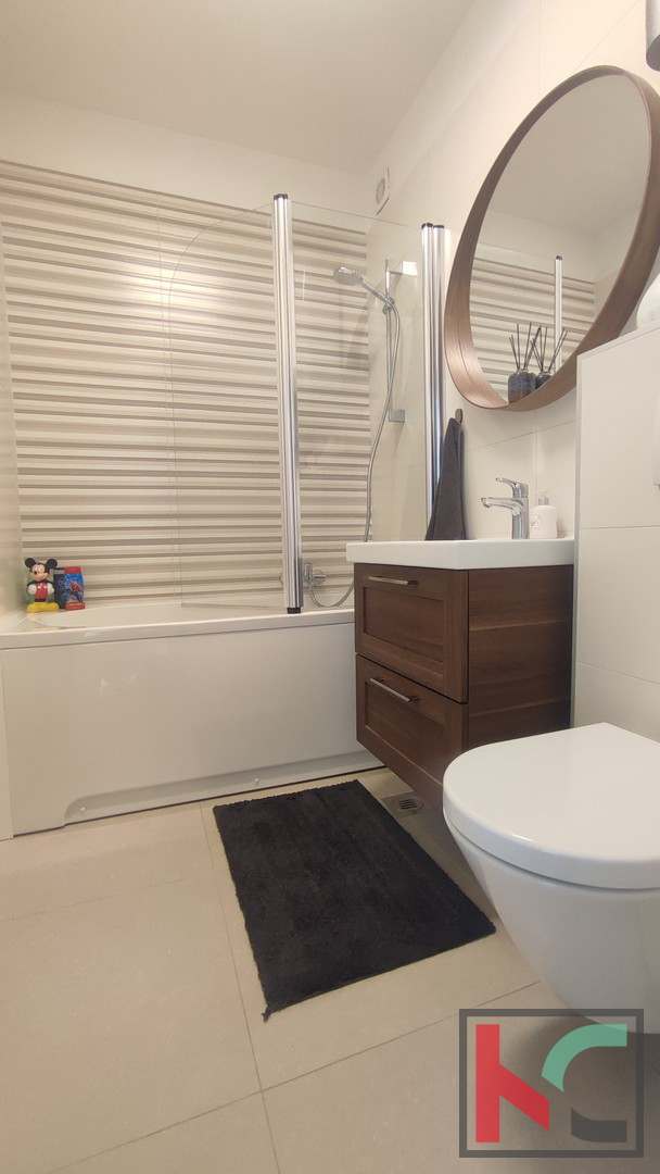 Pula, Veruda, appartamento unico con 3 camere da letto in una posizione attraente, a 500 m dal mare