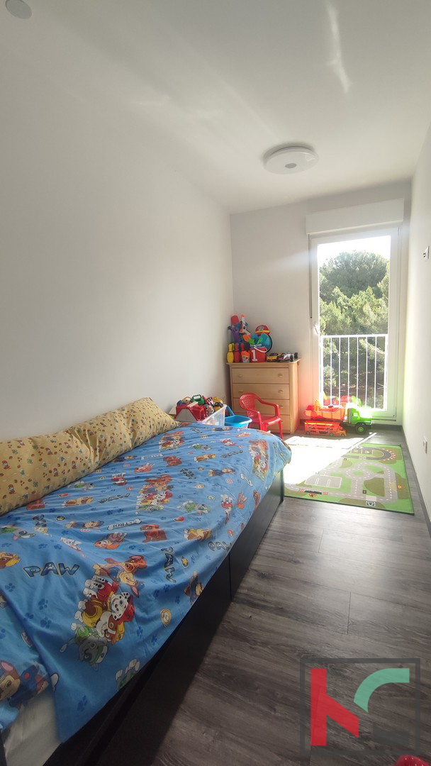 Pula, Veruda, appartamento unico con 3 camere da letto in una posizione attraente, a 500 m dal mare