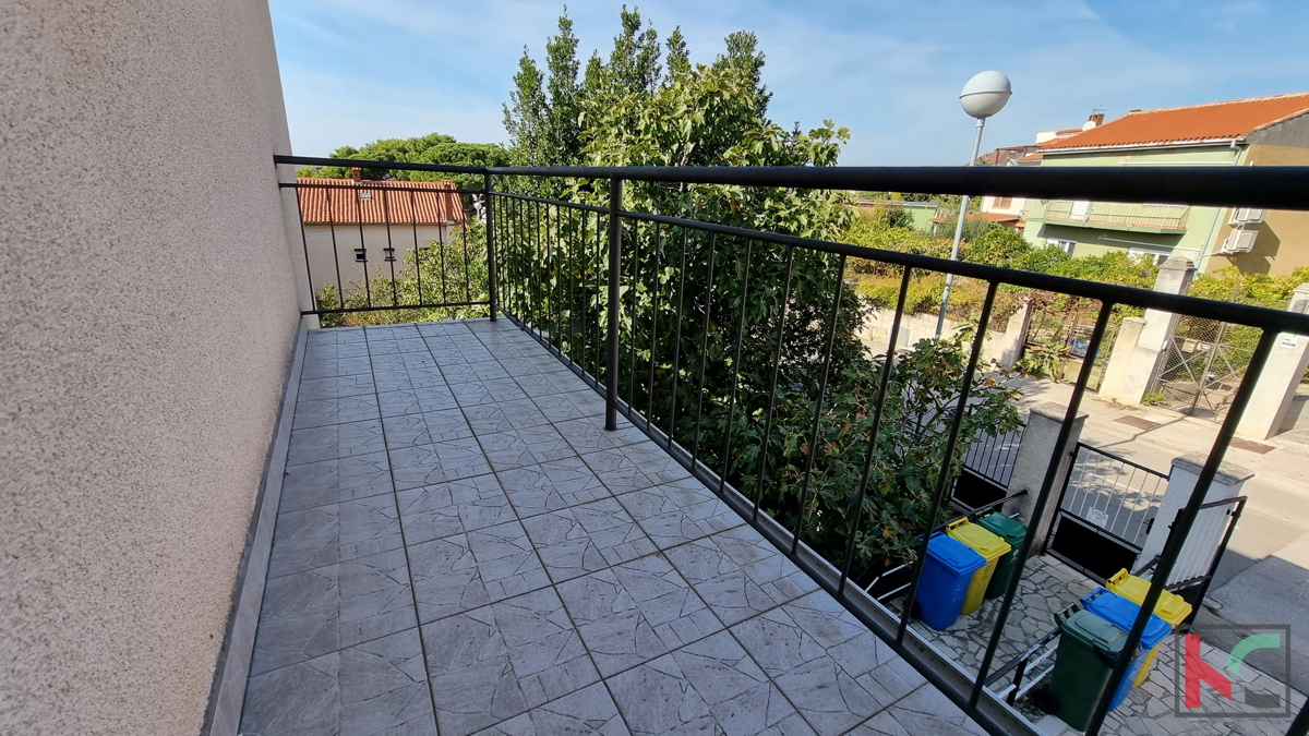 Pula, Vidikovac, spazioso appartamento 110m2 con 3 terrazze e giardino 196m2