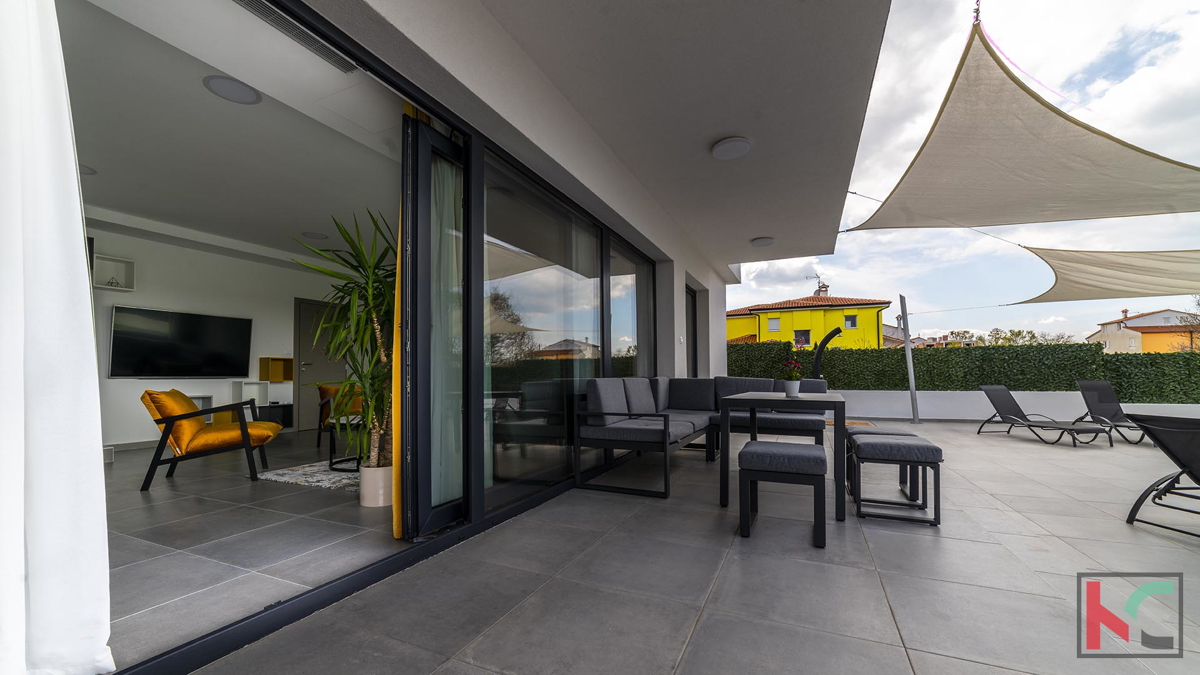 Istria, Parenzo, villa moderna con piscina, #vendita