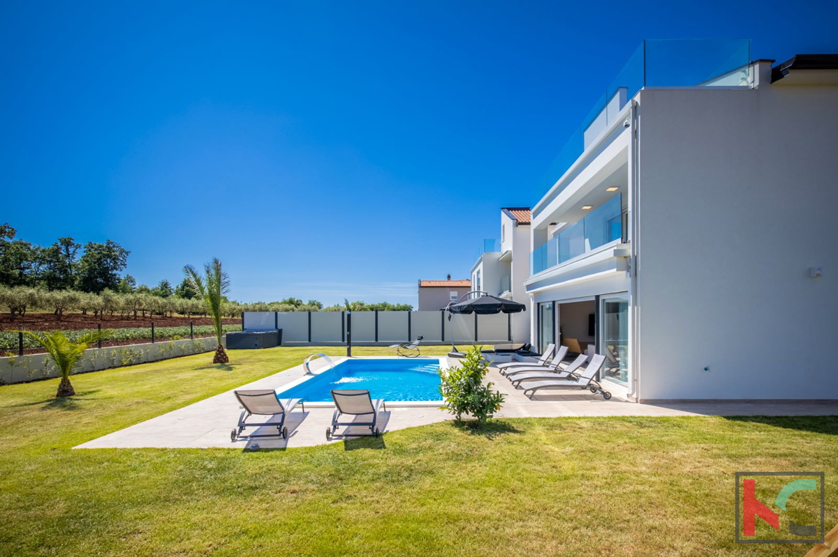 Istria, Parenzo, villa di lusso con piscina, #vendita