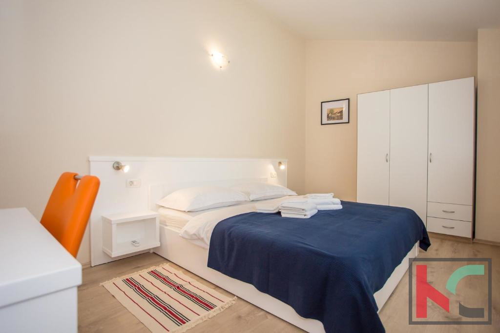 Istria, zona Parenzo, villa con piscina 180 m2 in una posizione tranquilla, #vendita