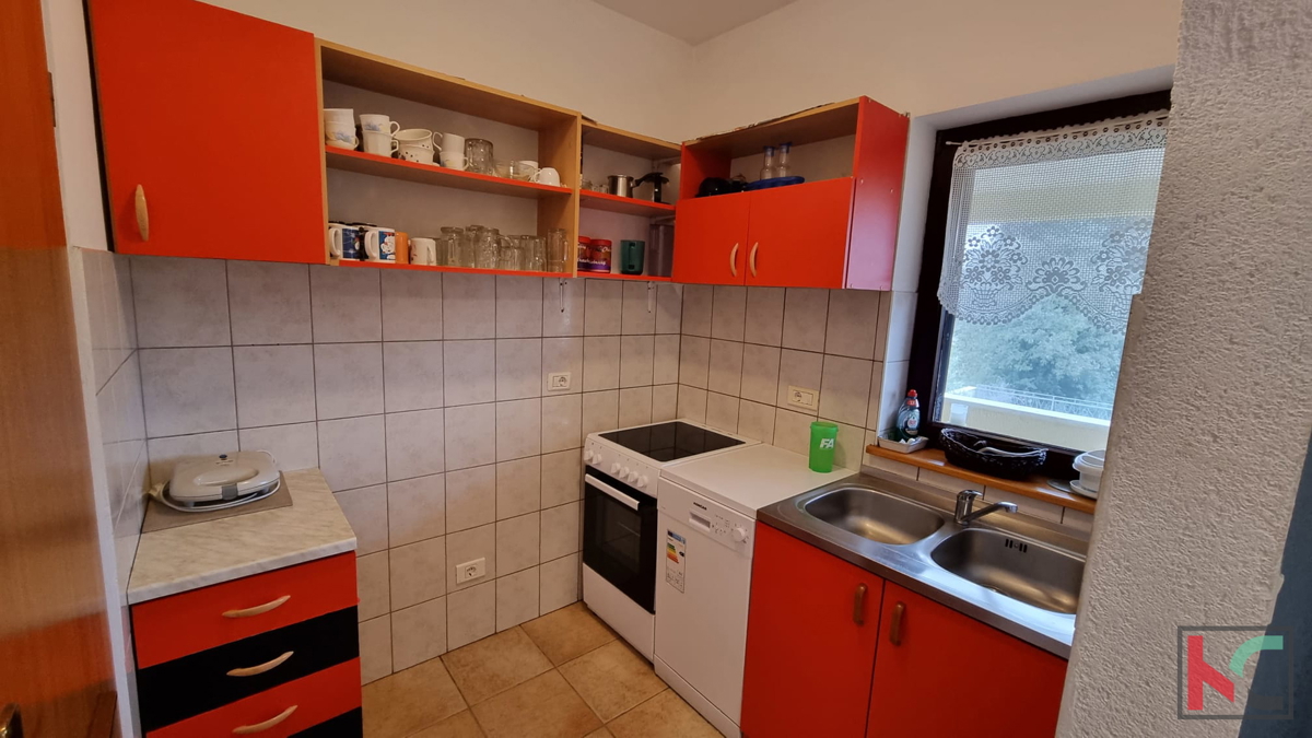 Pola, Veli vrh, casa bifamiliare con piscina e giardino, # in vendita