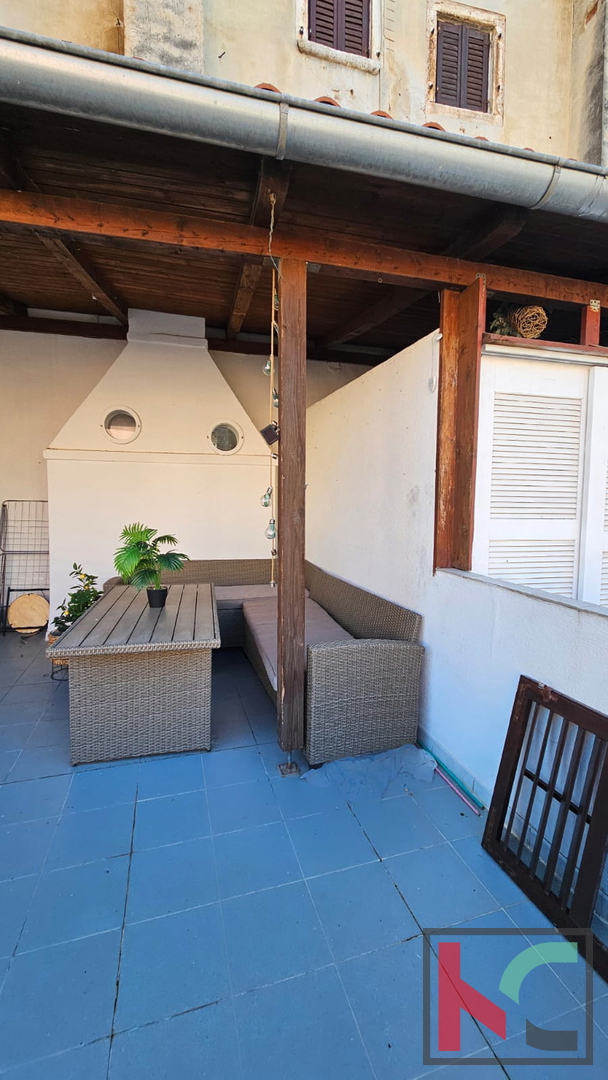 ROVIGNO, CENTRO, APPARTAMENTO CON VISTA MARE 43 M2 #IN VENDITA