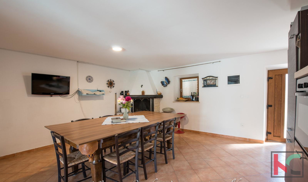 ISTRA, SVETVINČENAT, CASA IN PIETRA CON PISCINA RISCALDATA SU TERRENO DI 1200 M2, #VENDITA