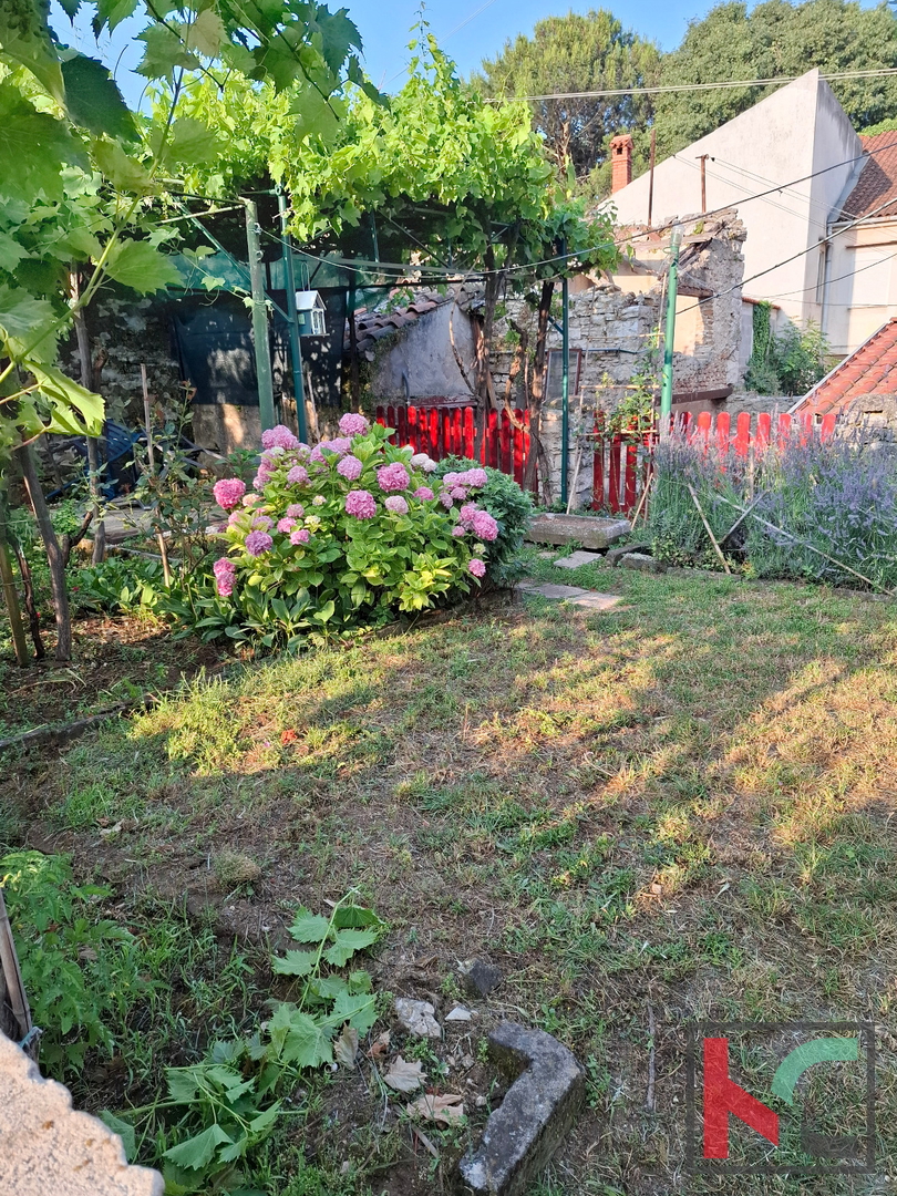 PULA, VERUDA, APPARTAMENTO DI 81,39m2 CON GIARDINO IN POSSESSO, #VENDITA