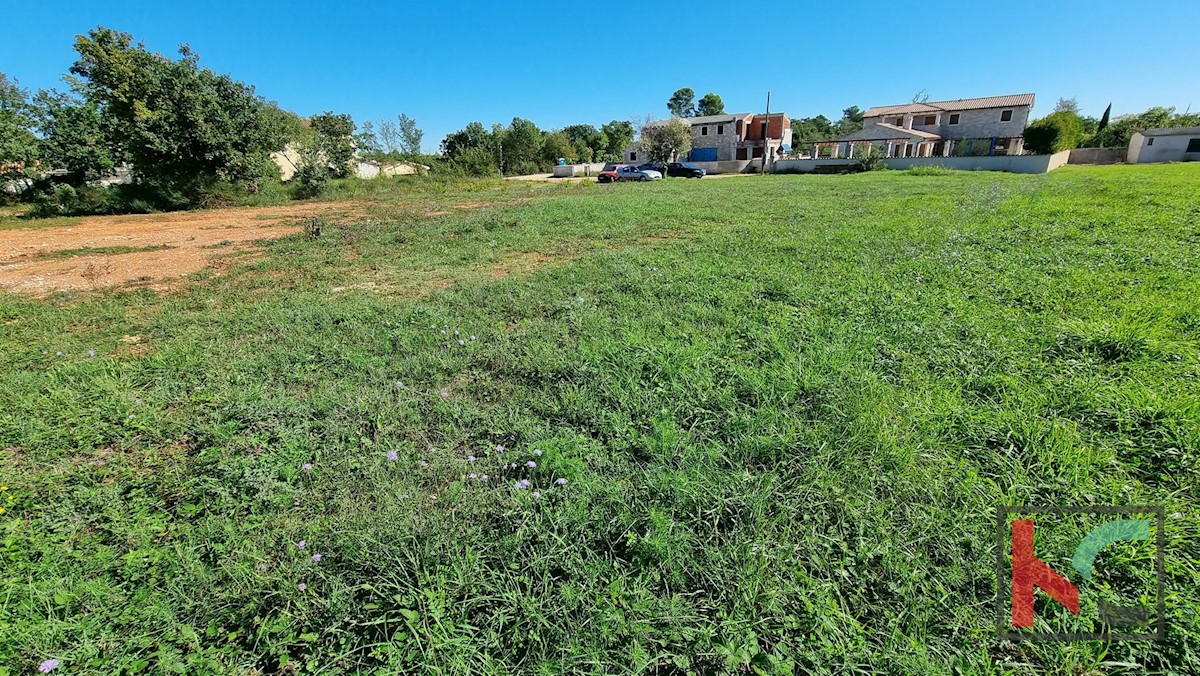 Istria, Divšići, Terreno edificabile 961m2 - posizione tranquilla