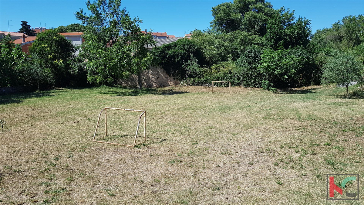 Istria, Vodnjan appartamento a due piani di 201.41m2 con giardino