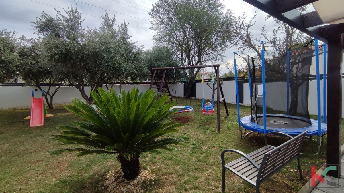 Istria, Dignano, casa per vacanze con piscina e giardino paesaggistico in una posizione tranquilla, #vendita