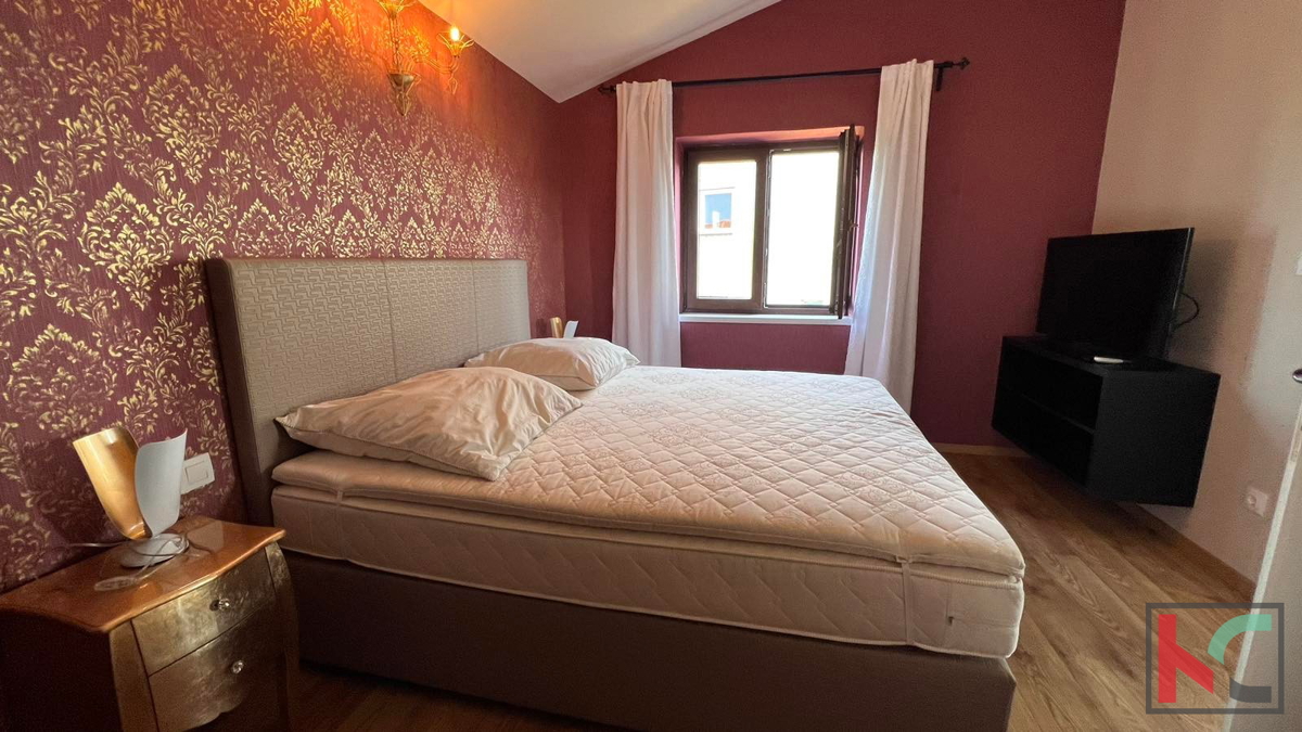 Istria, Parenzo, casa vacanze indipendente con piscina, #vendita