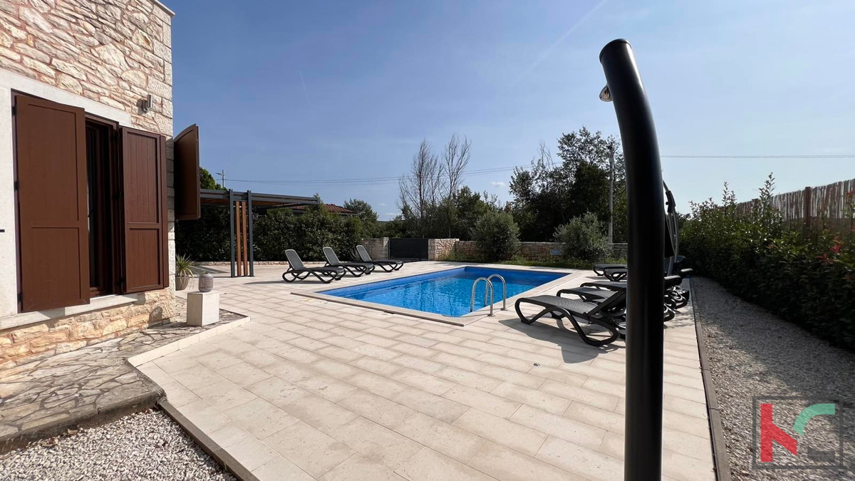 Istria, Parenzo, casa vacanze indipendente con piscina, #vendita