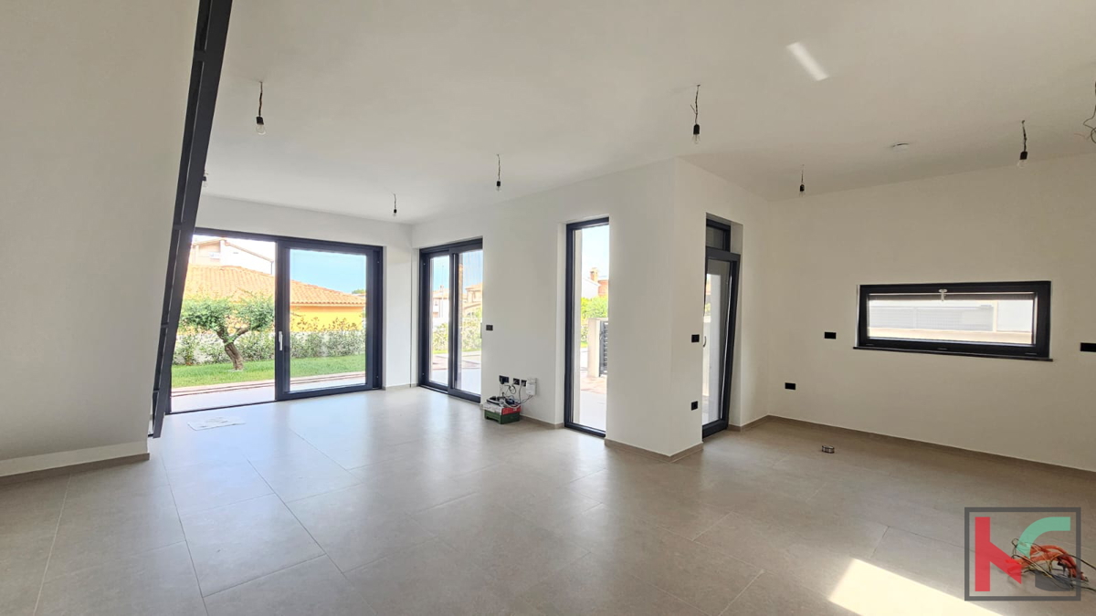 Istria, Medolino, casa bifamiliare in costruzione con piscina e giardino, garage, vicino al mare, #vendita