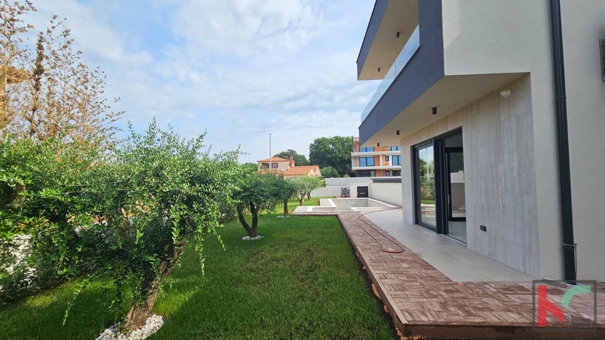 Istria, Medolino, casa bifamiliare in costruzione con piscina e giardino, garage, vicino al mare, #vendita