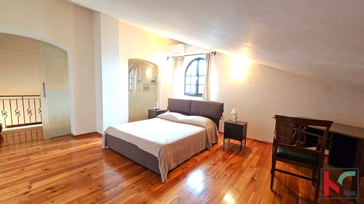 Istria, Parenzo, casa vacanze con piscina riscaldata e giardino paesaggistico, #vendita