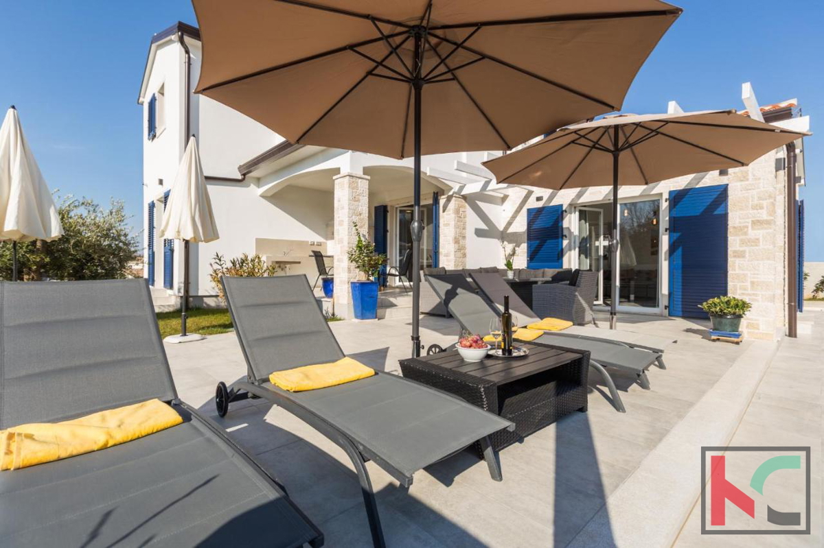 Istria, Tar, casa vacanza con piscina vicino alla citta di Parenzo, #vendita