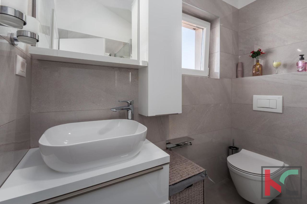 Istria, Tar, casa vacanza con piscina vicino alla citta di Parenzo, #vendita