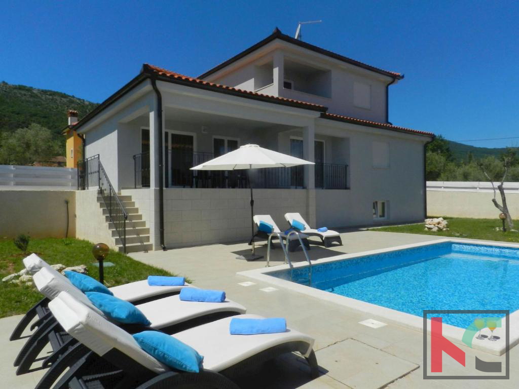 Istria, Labin, casa vacanza 182m2 con piscina e vista mare, # in vendita