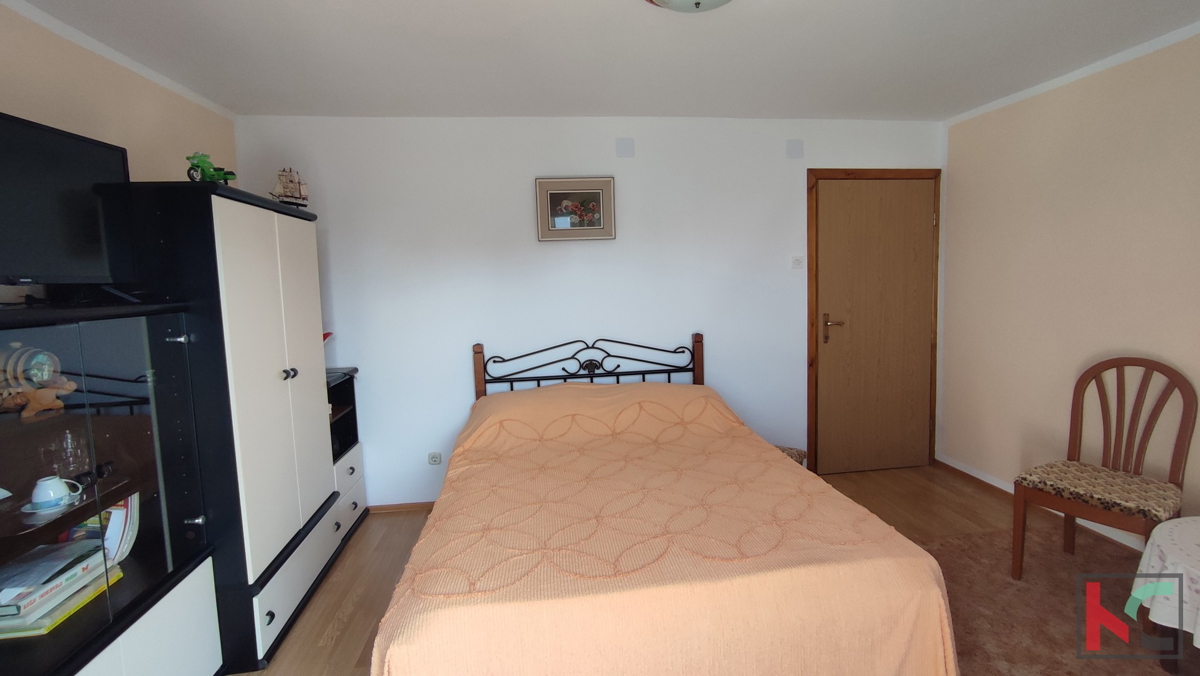Istria, Vidikovac, casa con cortile e appartamento aggiuntivo, luogo richiesto #vendita
