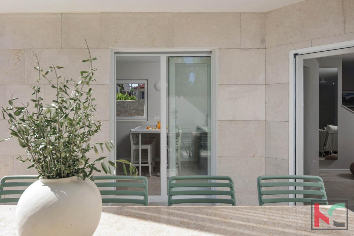 ISTRA, BRTONIGLA, AFFASCINANTE CASA A 6 KM DAL MARE #VENDITA