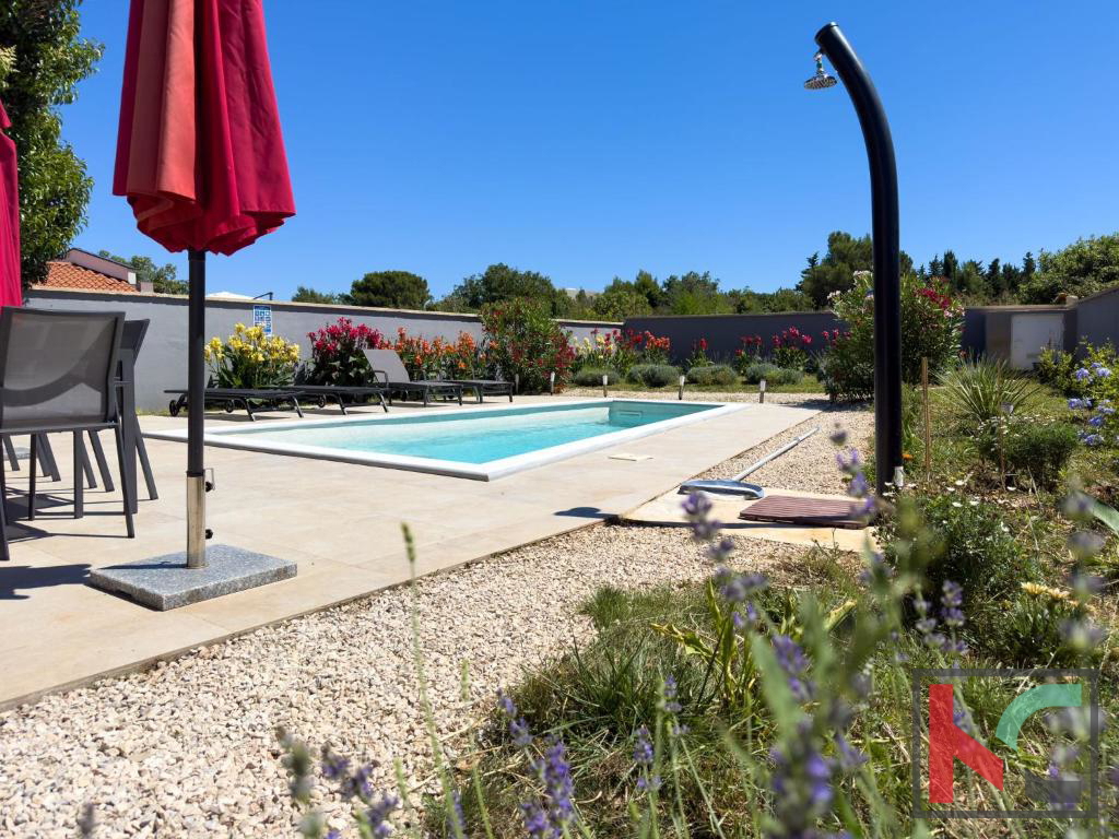 ISTRA, LIŽNJAN, VILLA CON PISCINA #VENDITA