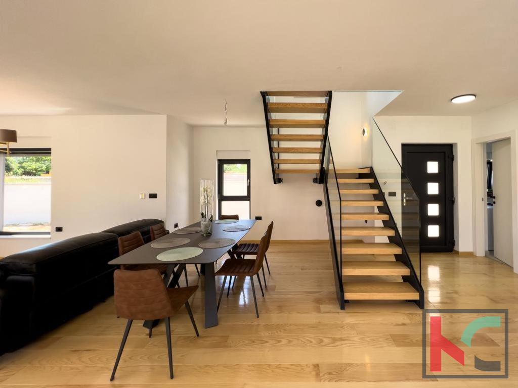 ISTRA, LIŽNJAN, VILLA CON PISCINA #VENDITA