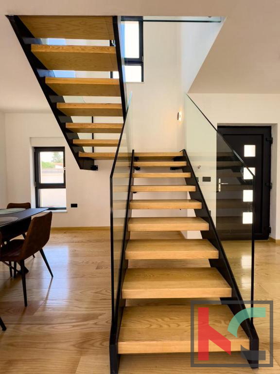 ISTRA, LIŽNJAN, VILLA CON PISCINA #VENDITA