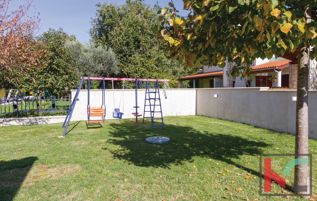 Istria, bella villa con piscina a Banjole-Volme su 884m2 di giardino
