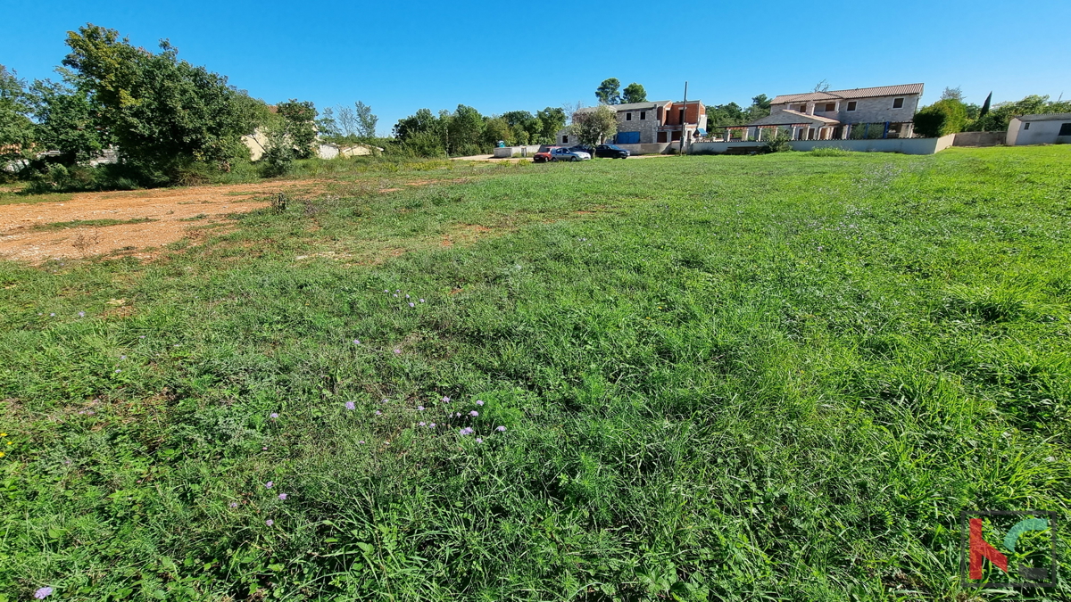 Istria, Divšići, Terreno edificabile 961m2 - posizione tranquilla