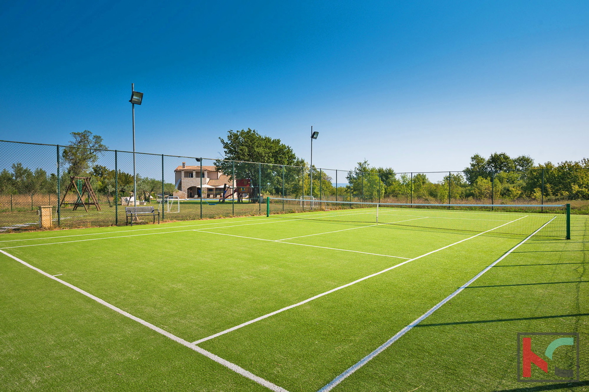 Istria, Marčana, bellissima casa vacanze con campo da tennis e piscina, #vendita