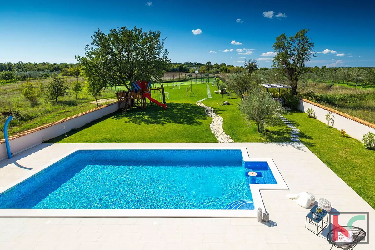 Istria, Marčana, bellissima casa vacanze con campo da tennis e piscina, #vendita