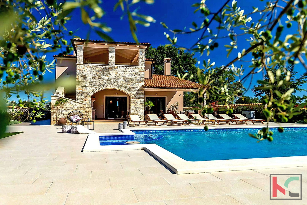 Istria, Marčana, bellissima casa vacanze con campo da tennis e piscina, #vendita