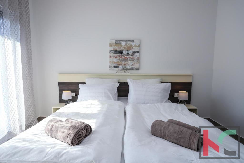 Istria, Parenzo, casa con piscina e giardino paesaggistico vicino al mare, #vendita