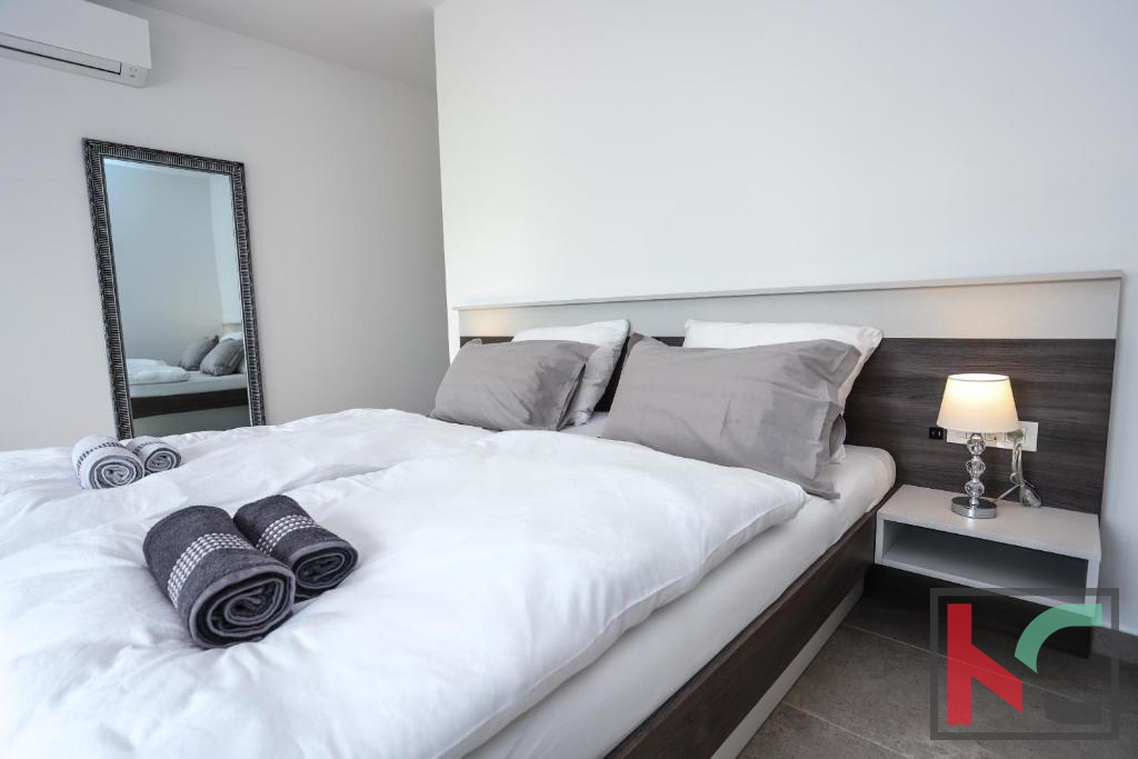 Istria, Parenzo, casa con piscina e giardino paesaggistico vicino al mare, #vendita