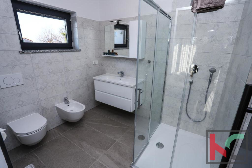 Istria, Parenzo, casa con piscina e giardino paesaggistico vicino al mare, #vendita