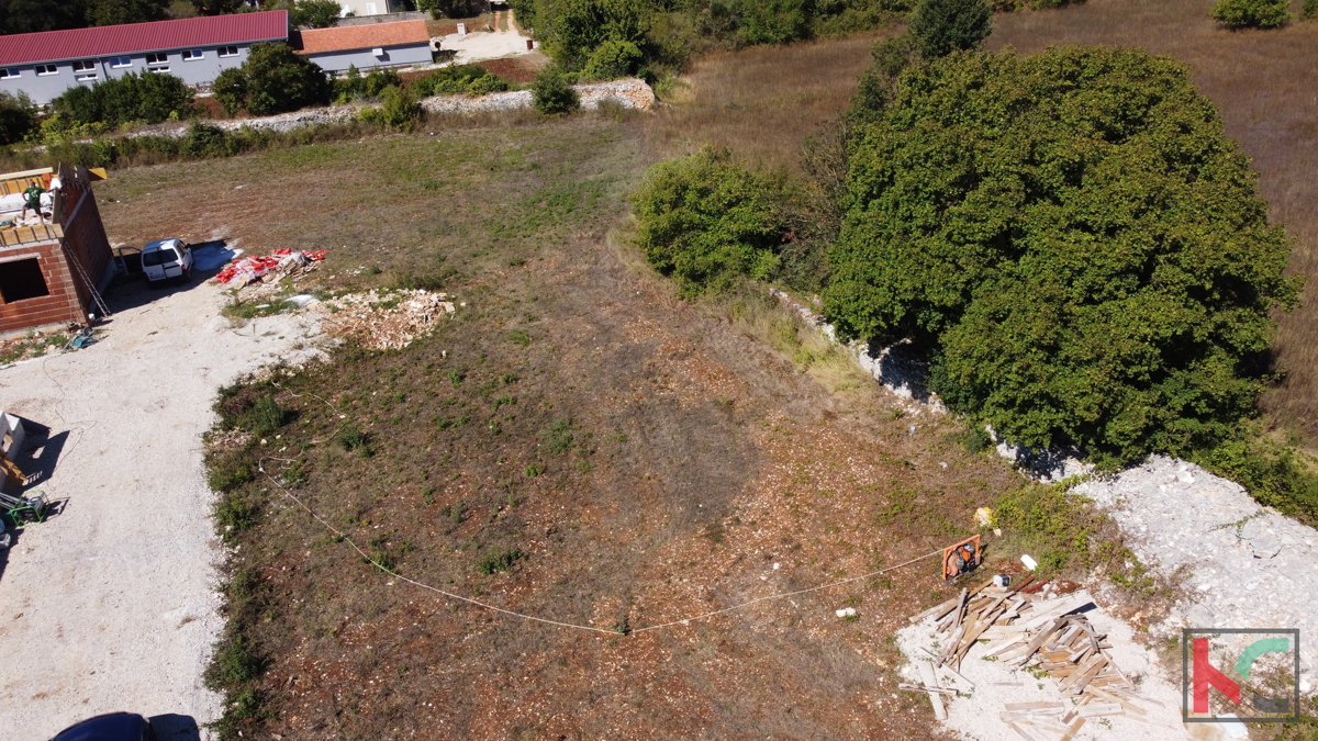 Istria, Sanvincenti, terreno edificabile 513 m2 con permesso di costruire, #vendita