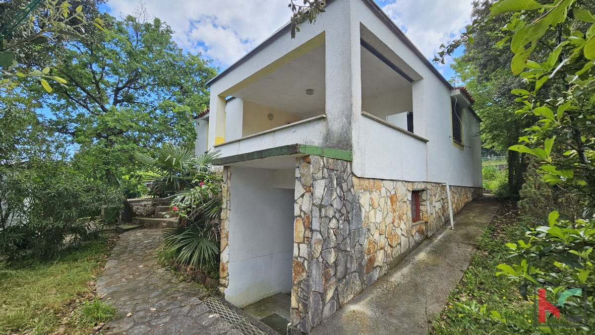 Istria, Kavran, casa vacanza legalizzata con giardino, vicino a Duga Uvala, #vendita