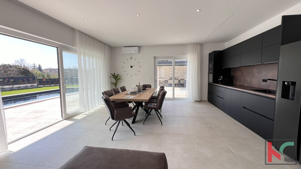 Istria, Sveti Lovreč, villa moderna con piscina #vendita