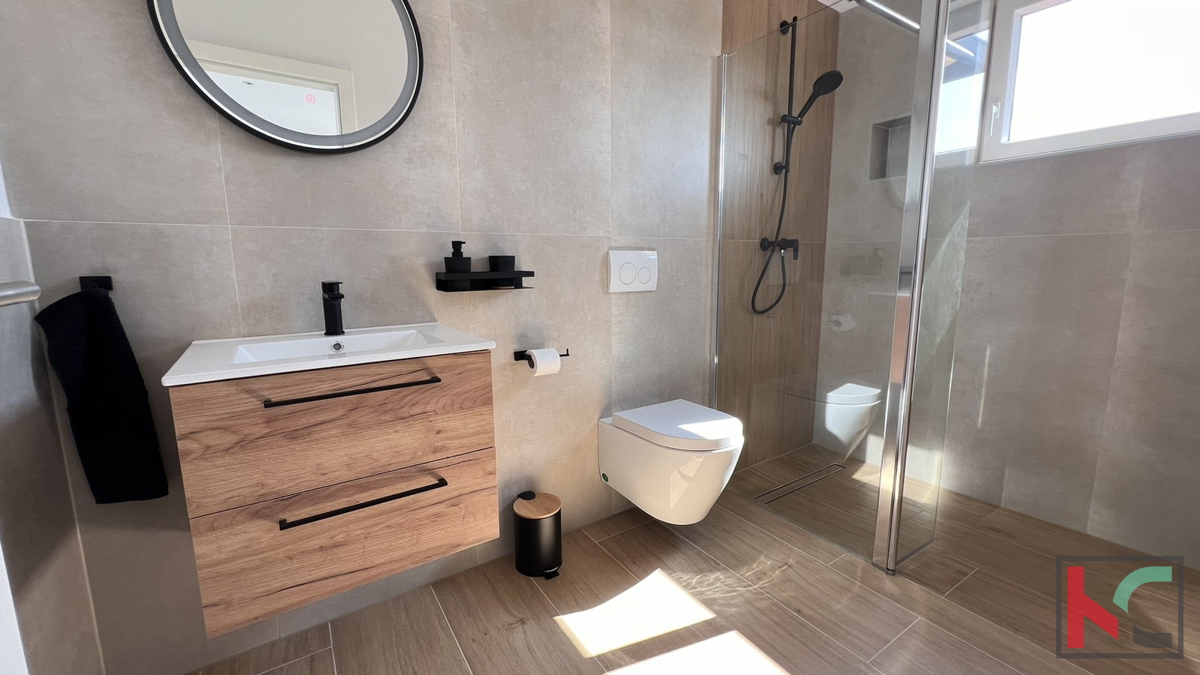 Istria, Sveti Lovreč, villa moderna con piscina #vendita