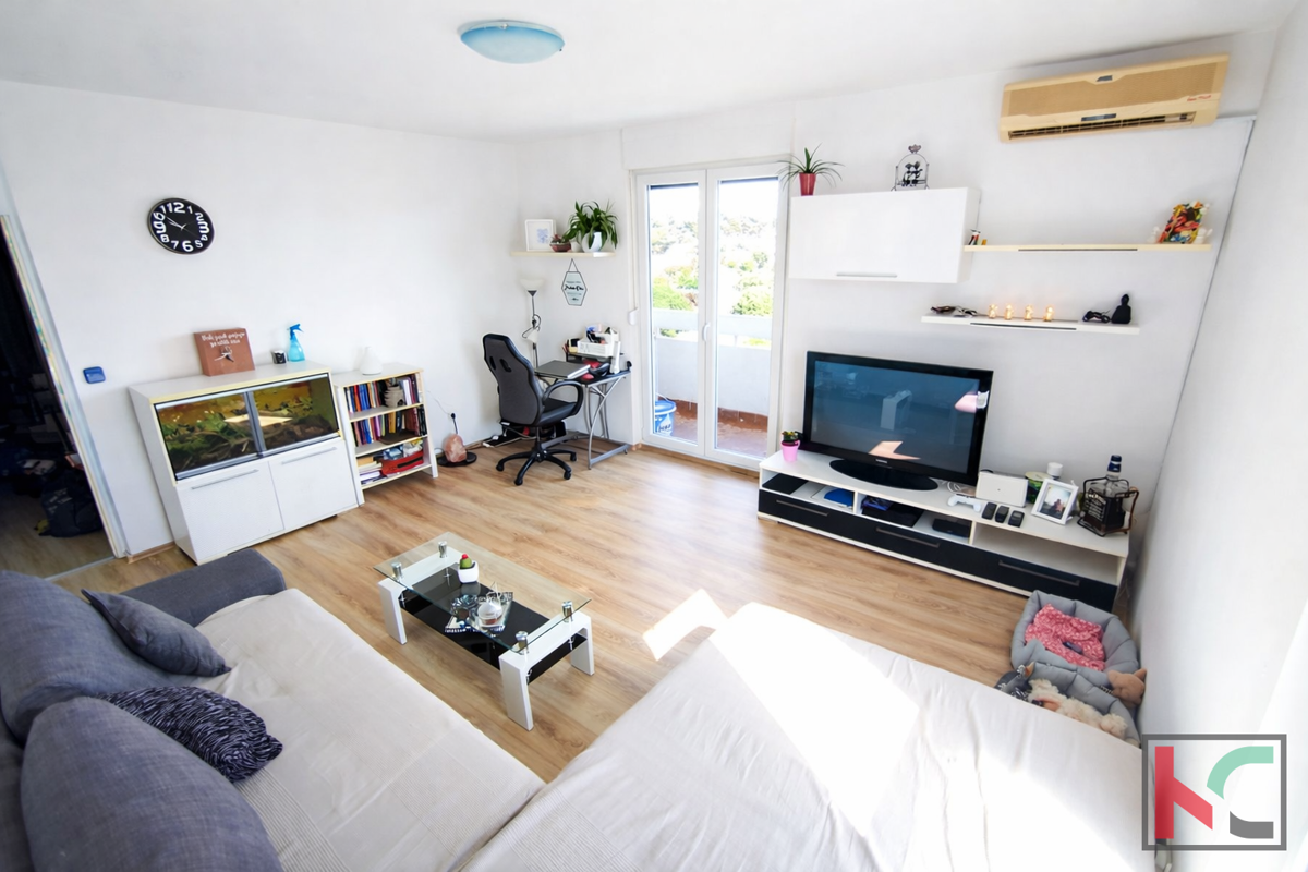 Pula, Šijana, trilocale ristrutturato in buona posizione, ascensore #vendita