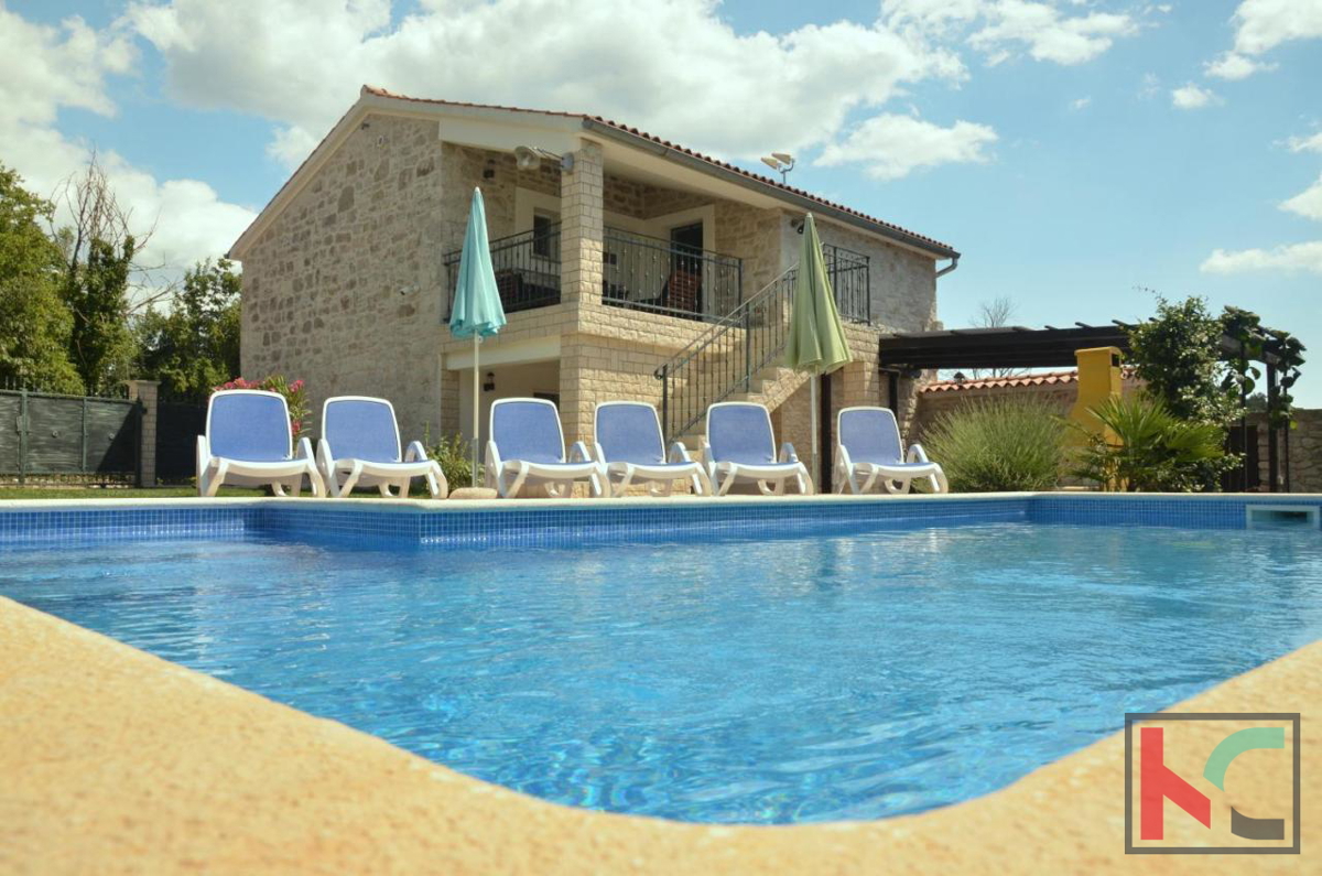 Istria, Parenzo, casa indipendente 126m2 con giardino di 490m2 #vendita