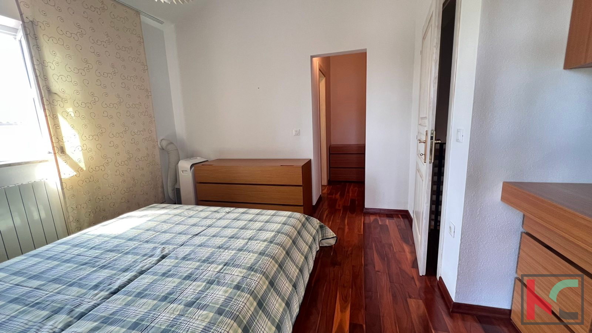 Istria, Parenzo, villa duplex in pietra con piscina, 134,58 m2 #vendita