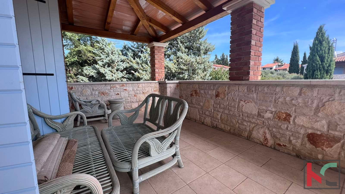 Istria, Parenzo, villa duplex in pietra con piscina, 134,58 m2 #vendita