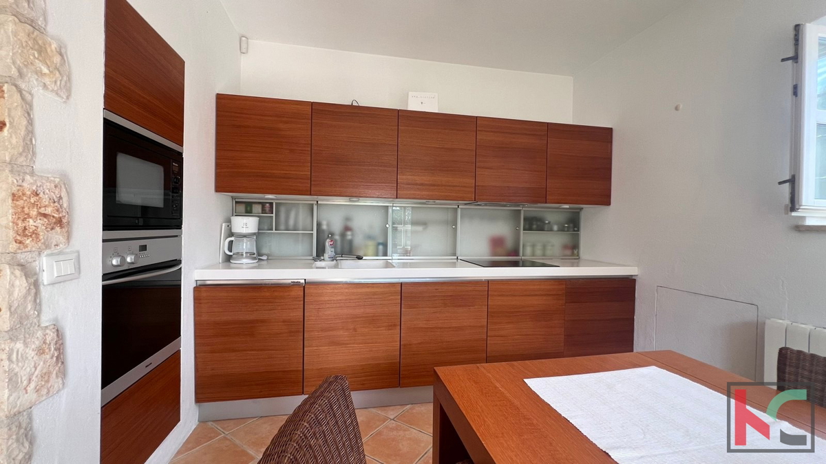 Istria, Parenzo, villa duplex in pietra con piscina, 134,58 m2 #vendita