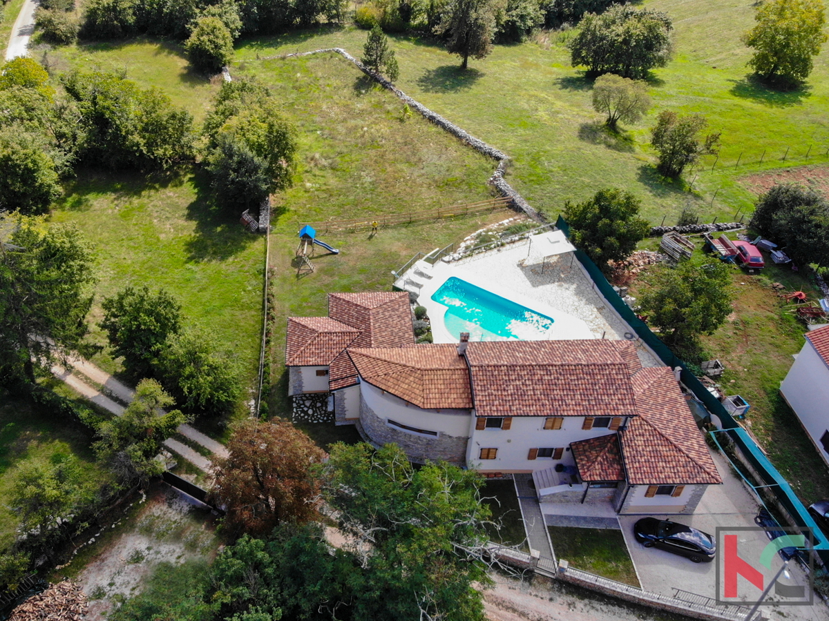 Gimino, bellissima villa isolata con ampio giardino, parco giochi e piscina su un terreno di 2350 m2 #in vendita
