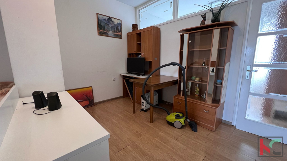 Pula, Vidikovac, appartamento da ristrutturare 76.12m2, a soli 300m dal centro città, #vendita