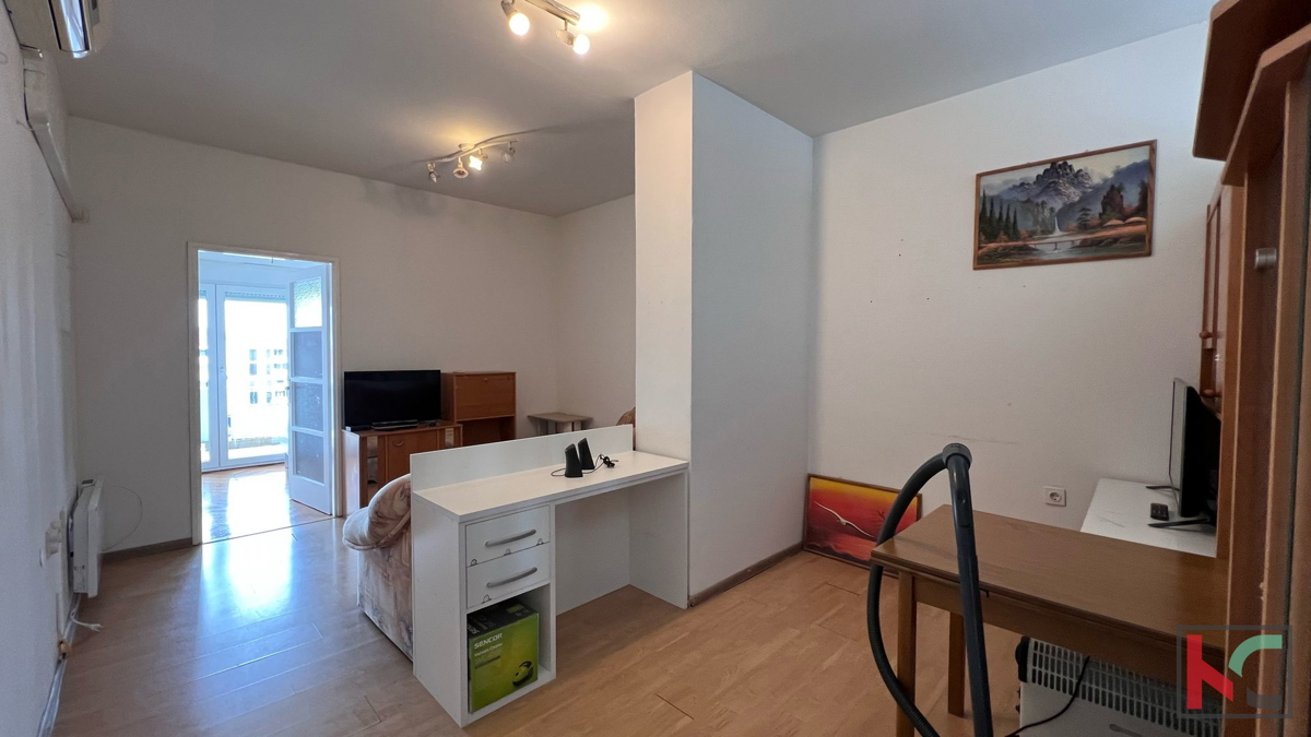 Pula, Vidikovac, appartamento da ristrutturare 76.12m2, a soli 300m dal centro città, #vendita