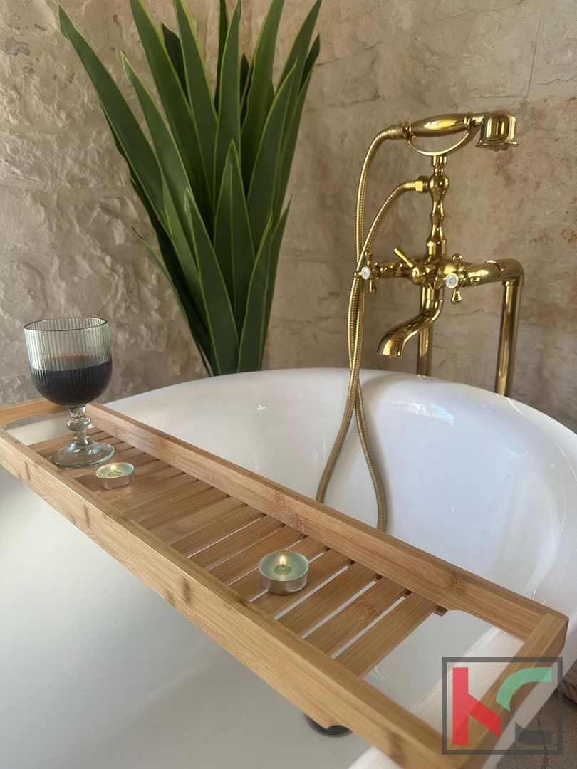 TINJAN, COMPLETELY RENOVATED AUSTRIAN HOUSE WITH POOL AND FINNISH SAUNA, #SALE