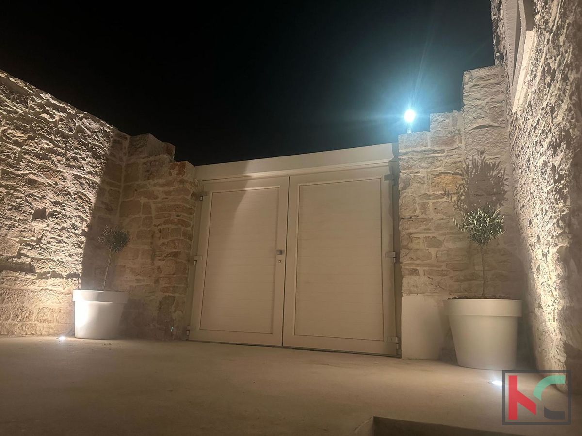 TINJAN, COMPLETELY RENOVATED AUSTRIAN HOUSE WITH POOL AND FINNISH SAUNA, #SALE