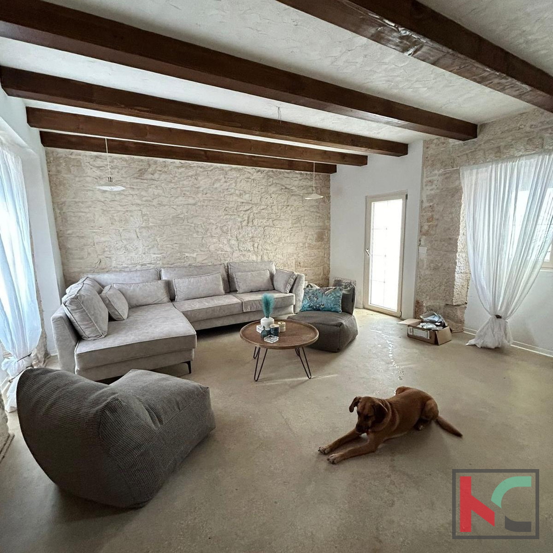 TINJAN, COMPLETELY RENOVATED AUSTRIAN HOUSE WITH POOL AND FINNISH SAUNA, #SALE