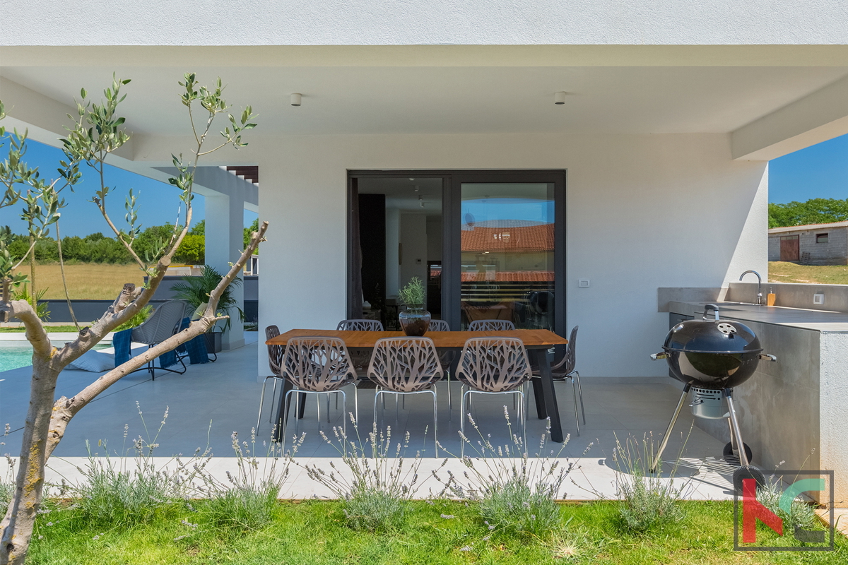 ISTRA, ZONA DI VODNJAN, SPLENDIDA VILLA CON PISCINA #VENDITA